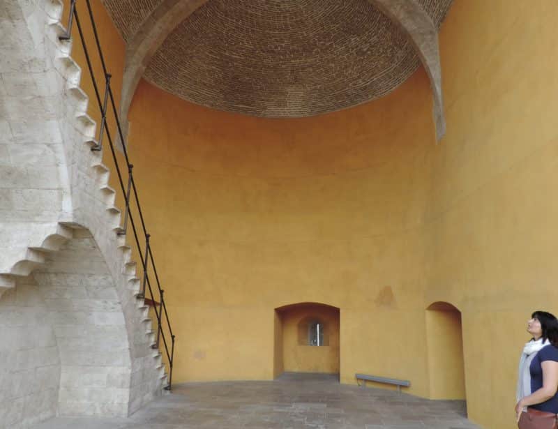 DSCN9398 Quarts Tower staircase