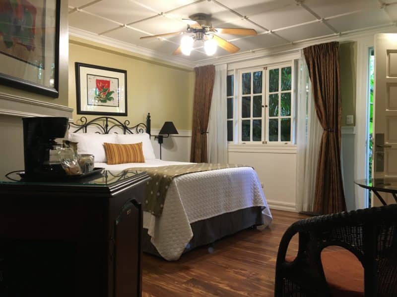 Old Victorian Grandeur at Hotel Grano de Oro