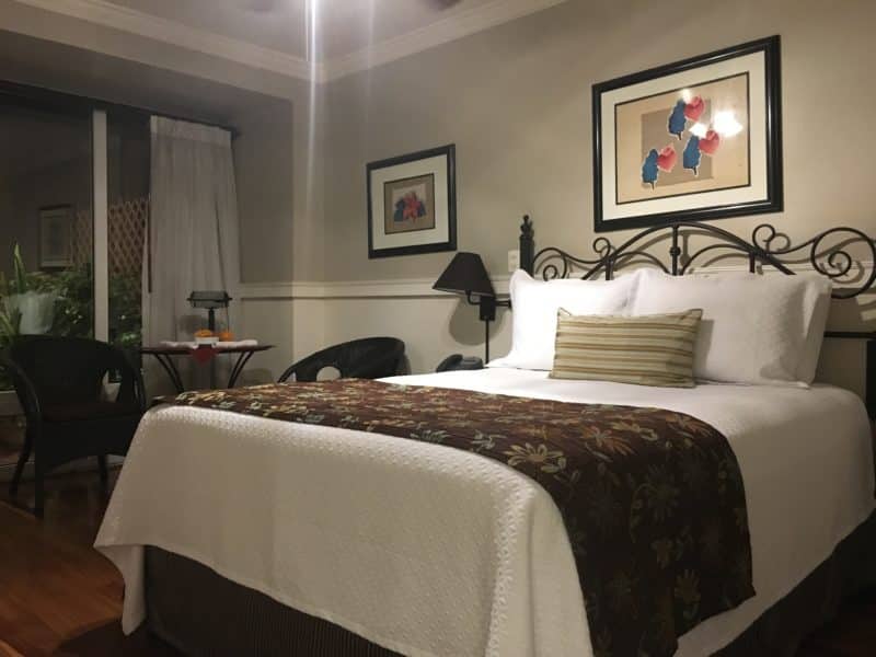 Old Victorian Grandeur at Hotel Grano de Oro