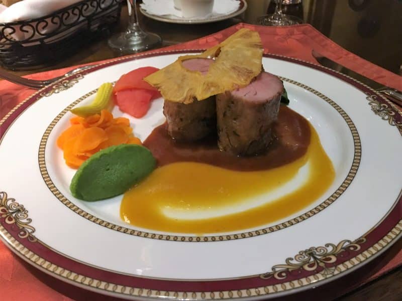 Old Victorian Grandeur at Hotel Grano de Oro