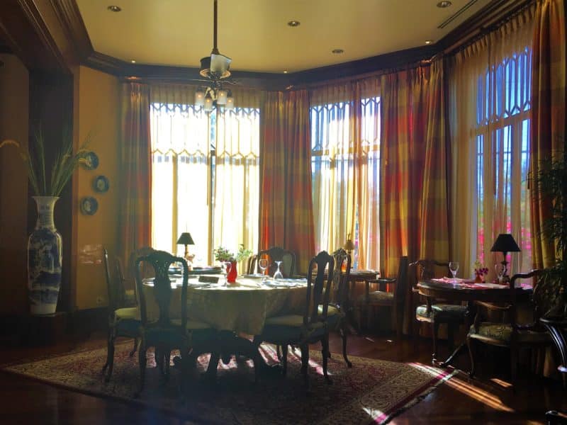 Old Victorian Grandeur at Hotel Grano de Oro