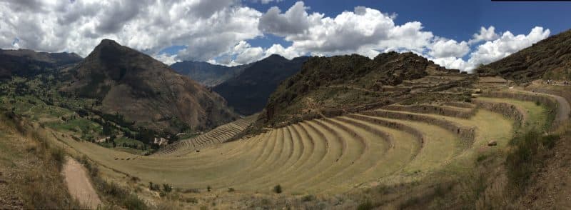 A Day Exploring the Sacred Valley of the Incas