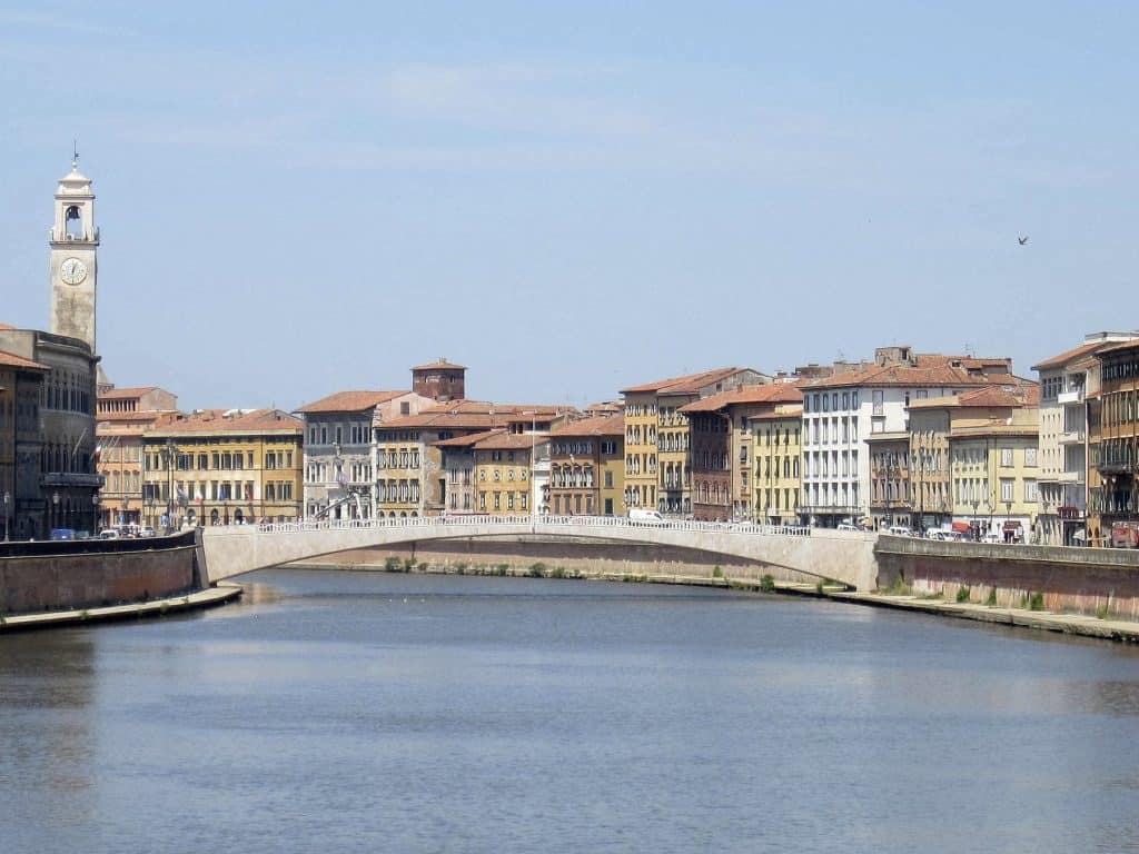 One day in Pisa: River Arno with bridge