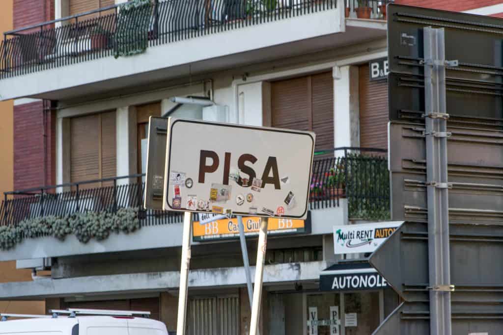 One day in Pisa: One day in Pisa: City Sign