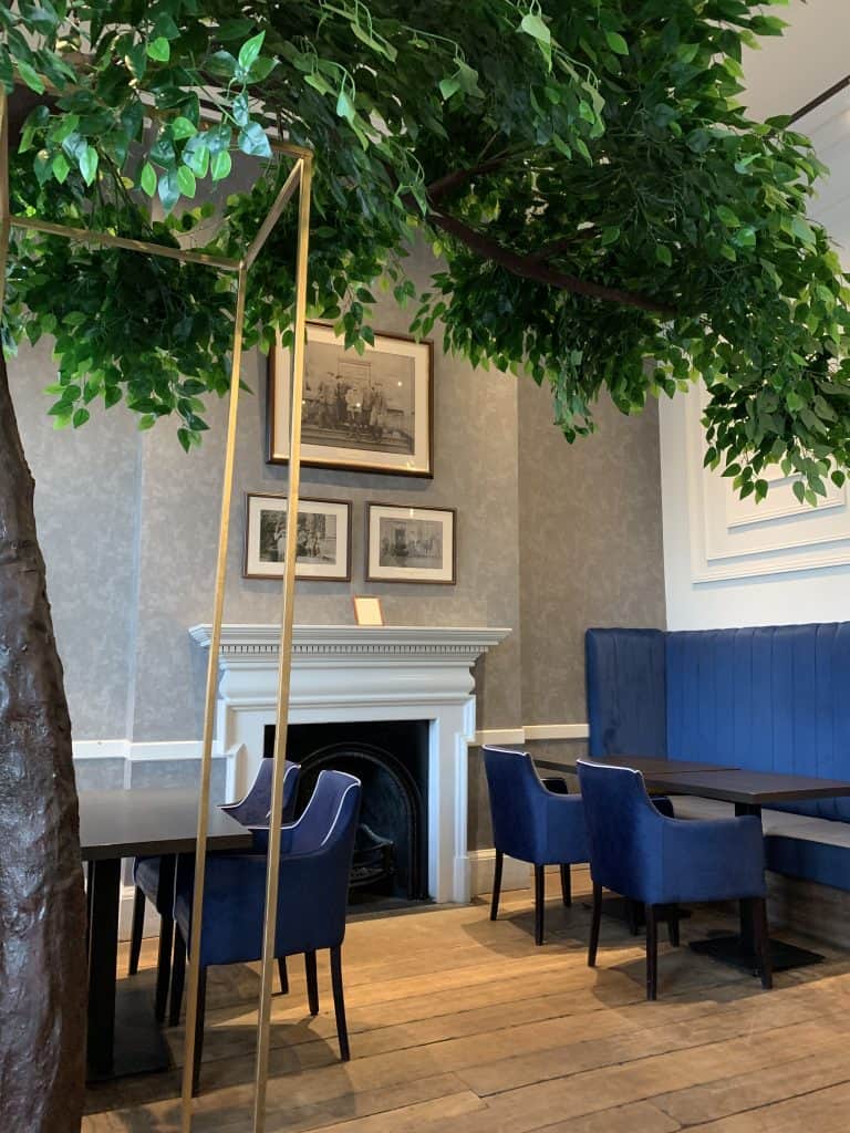 Black Iron Restaurnat interiors