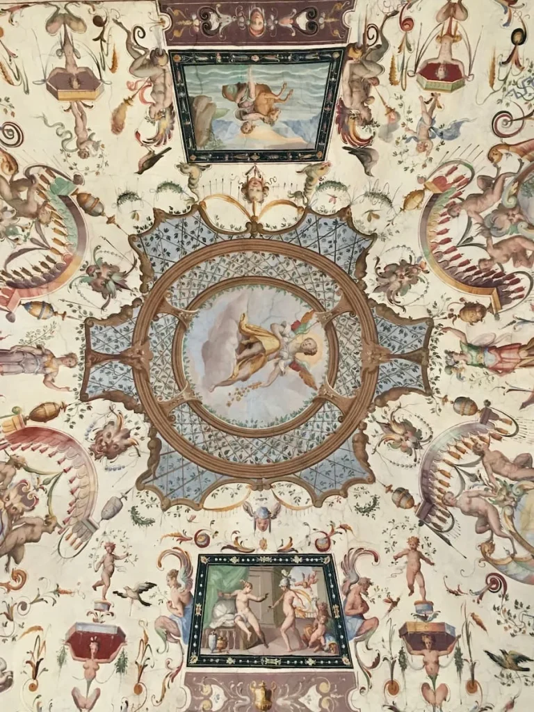 Florence for first-time visitors: Uffizi Gallery ceilings