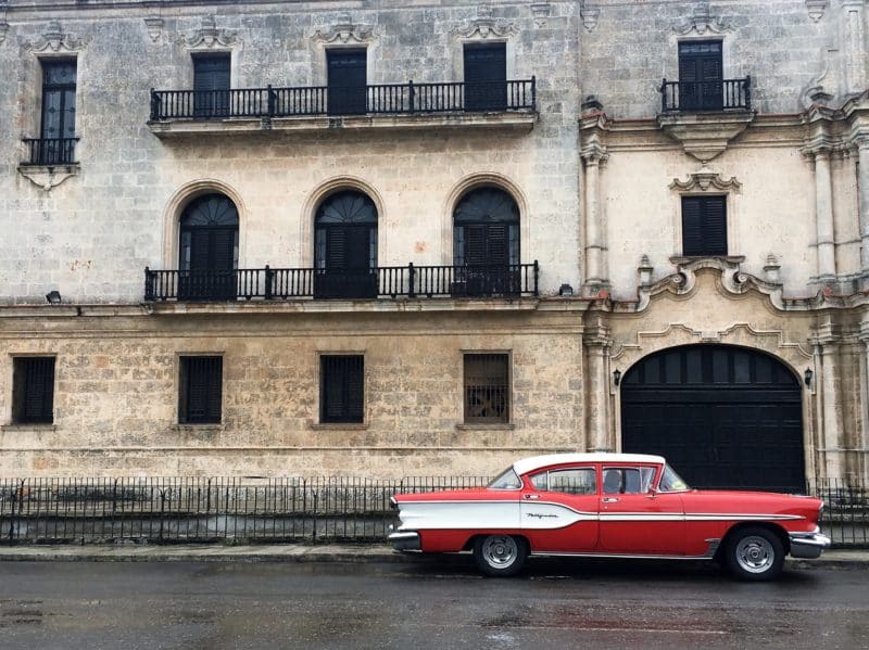 ISnapshots of the real Cuba