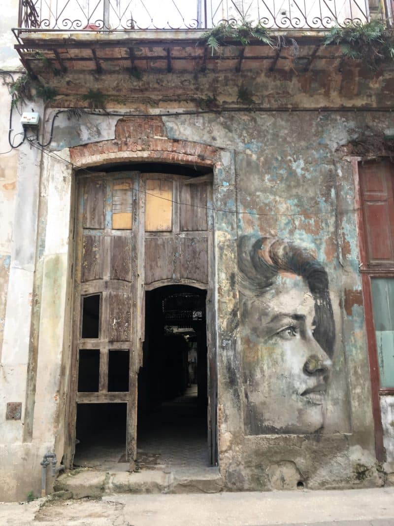 Snapshots of the real Havana