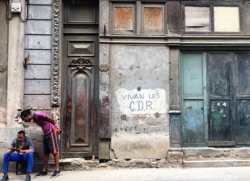 Snapshots of the real Havana