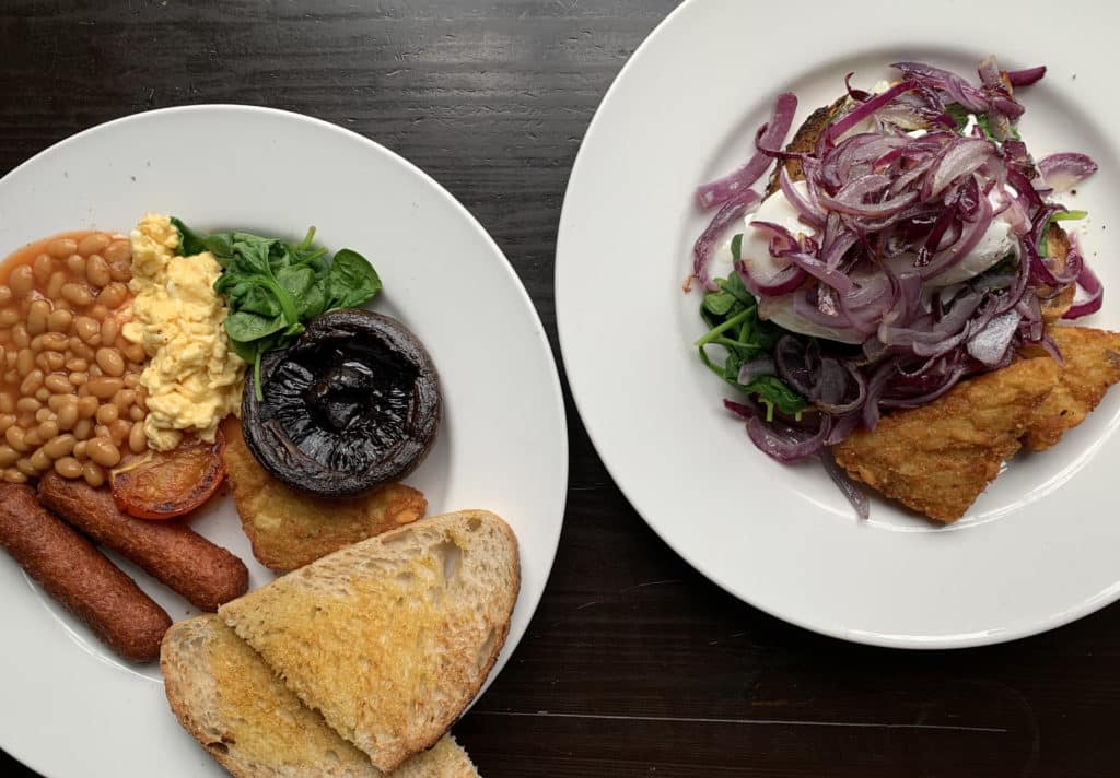 Mrs Bridges Cafe: vegetarian and non-vegetarian brunch. Independent coffee shops in Leicester City City