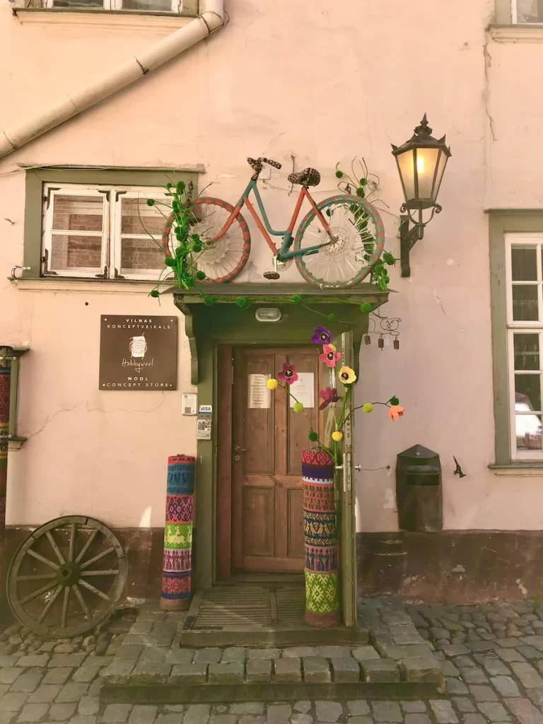 Cute cafe experior in Old Town Riga