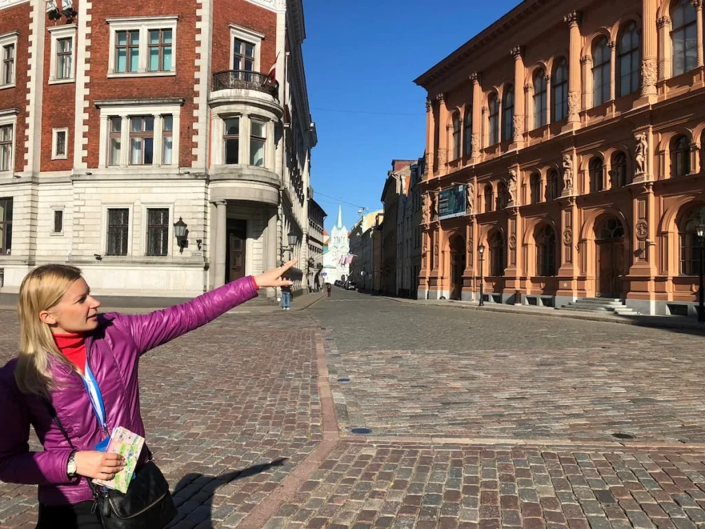 3 days in Riga: Santa from Baltic Travel Services on the Riga Old Town Tour
