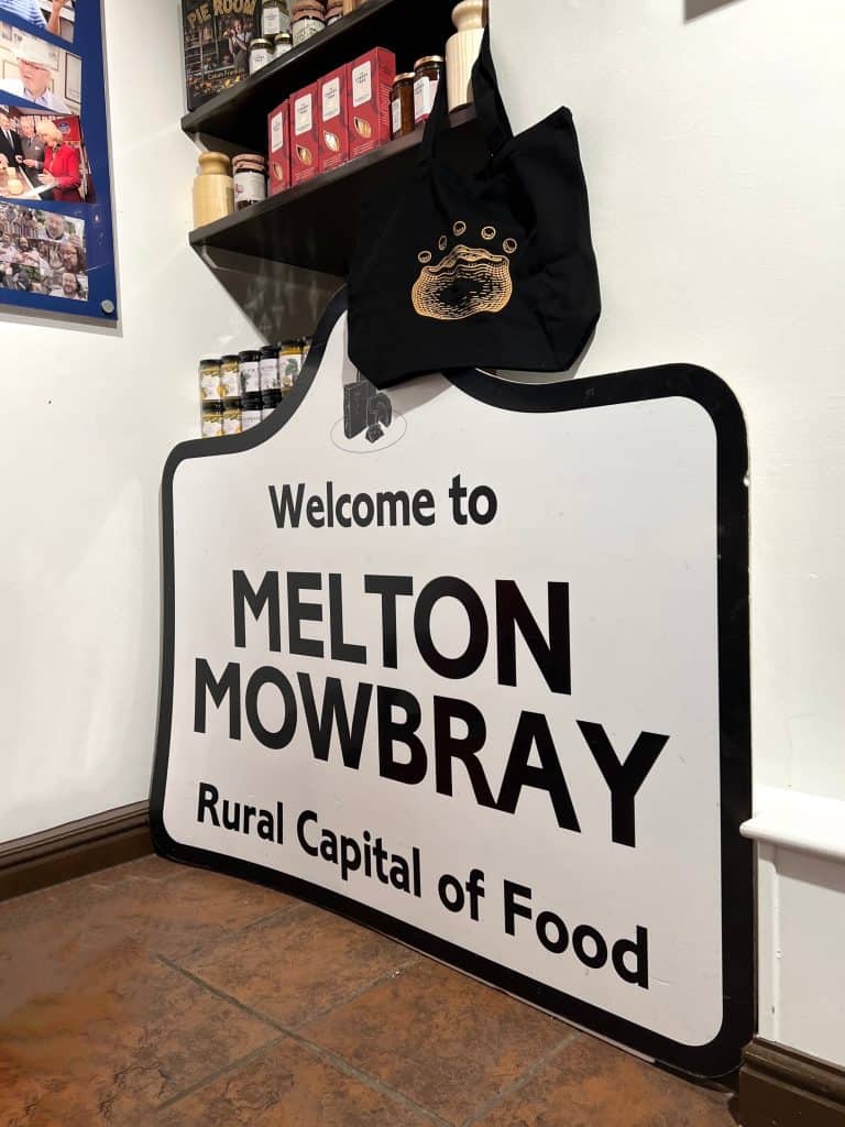 Welcome to Melton Mowbray Sign