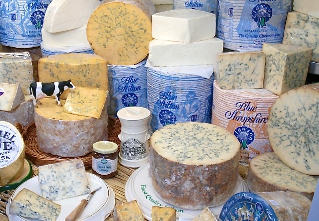 25 hours in Melton Mowbray : The Cheese board Stilton selection