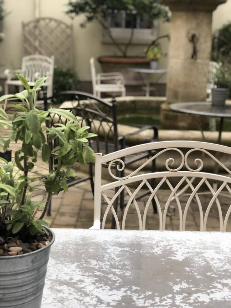 The Grosvenor Arms: A stay at Shaftesbury's Oldest Inn