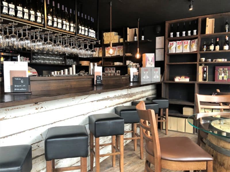 Family Wine Tasting Experience at Veeno , Leicester Family Wine Tasting Experience at Veeno , Leicester