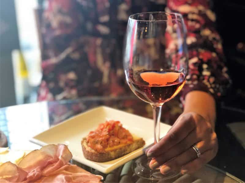 Family Wine Tasting Experience at Veeno , Leicester Family Wine Tasting Experience at Veeno , Leicester