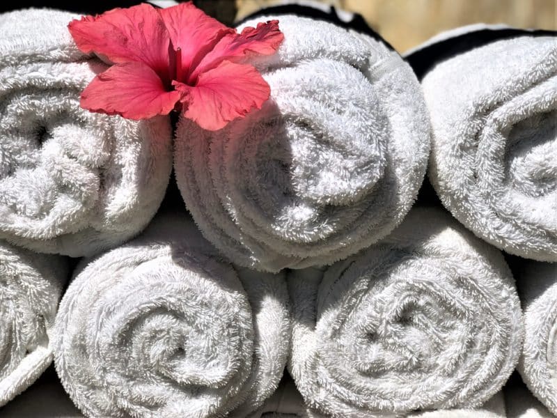 La Lancha: A Hideaway on the banks of Lake Peten, Guatemala La Lancha: A Hideaway on the banks of Lake Peten, Guatemala