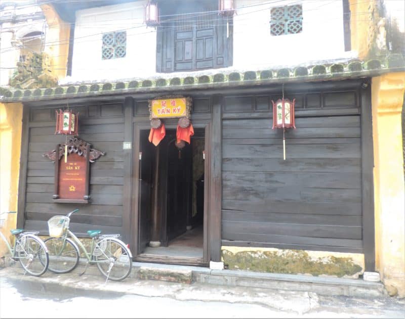 Tan Ky (The Old House) Hoi An with a black facade