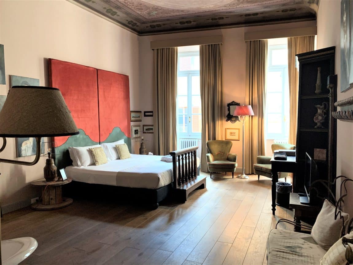 Soprarno Suites: A Historic Boutique Hotel in Oltrarno, Florence