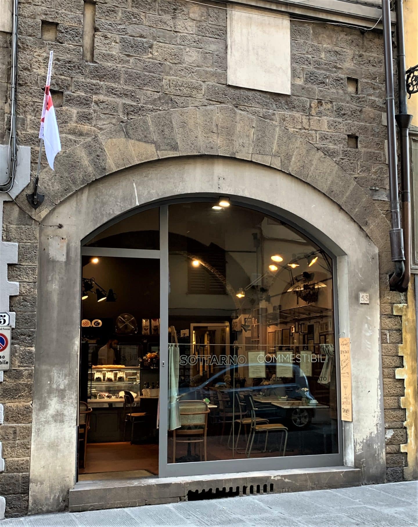 Soprarno Suites: A Historic Boutique Hotel in Oltrarno, Florence