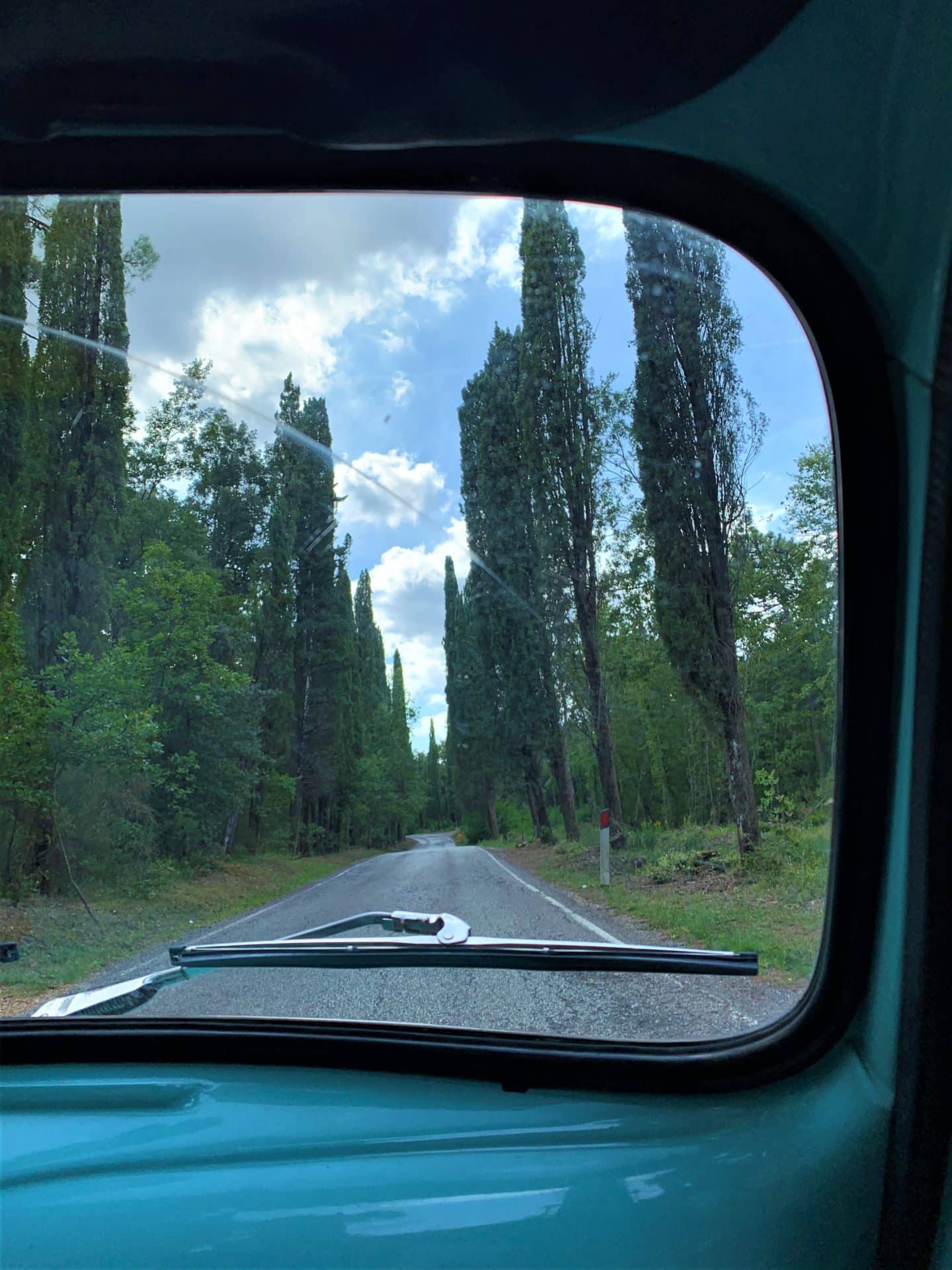 Tuscan Countryside & Wine Estates by Vintage Fiat 500