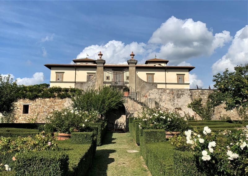 Tuscan Countryside & Wine Estates by Vintage Fiat 500