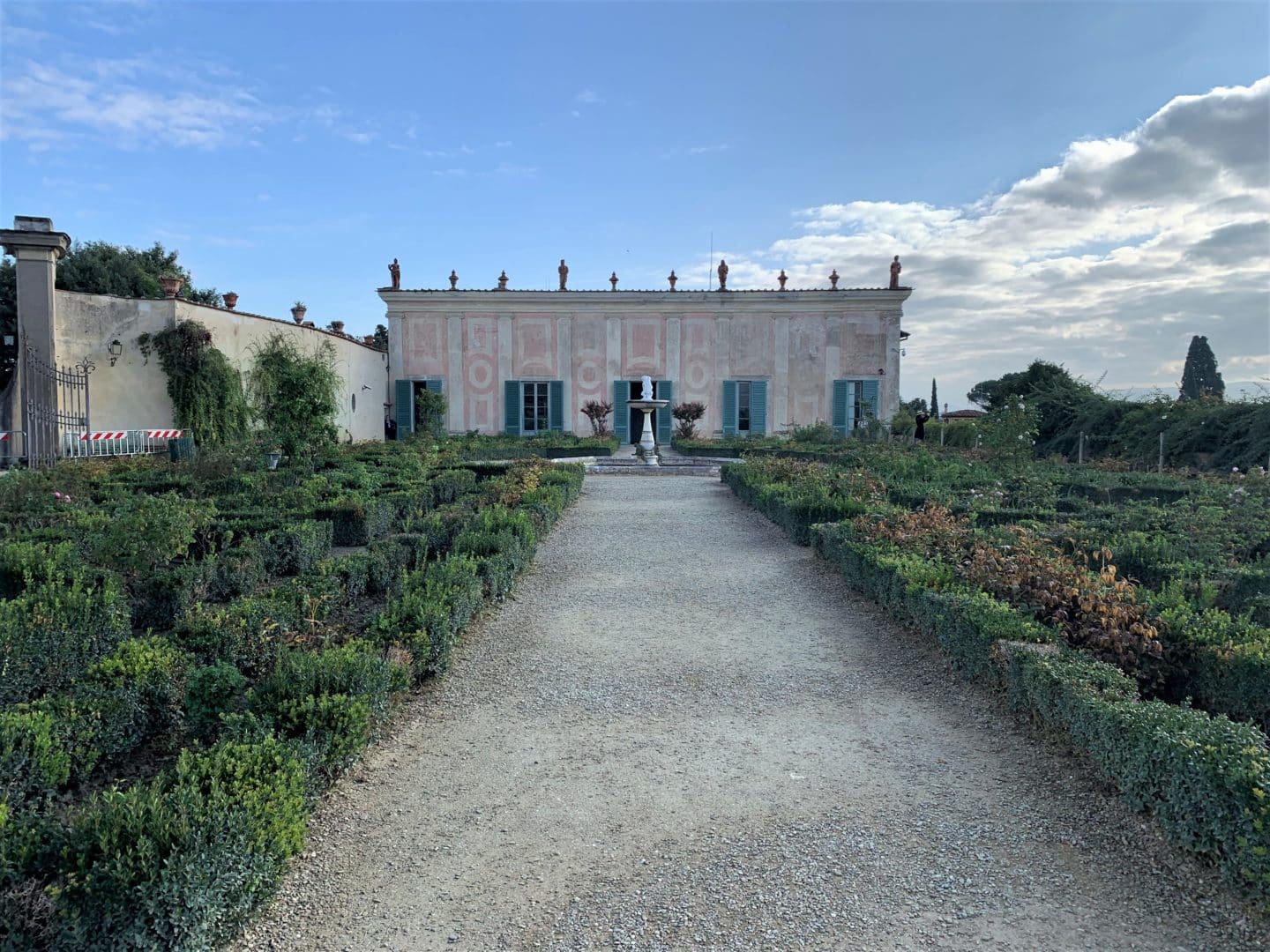  Oltrarno An Artisanal Neighbourhood in Florence: The Boboli Gardens with fountain in the distance