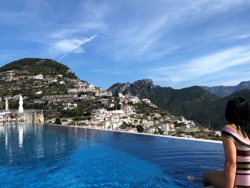 30 Beautiful Hotels Around the World