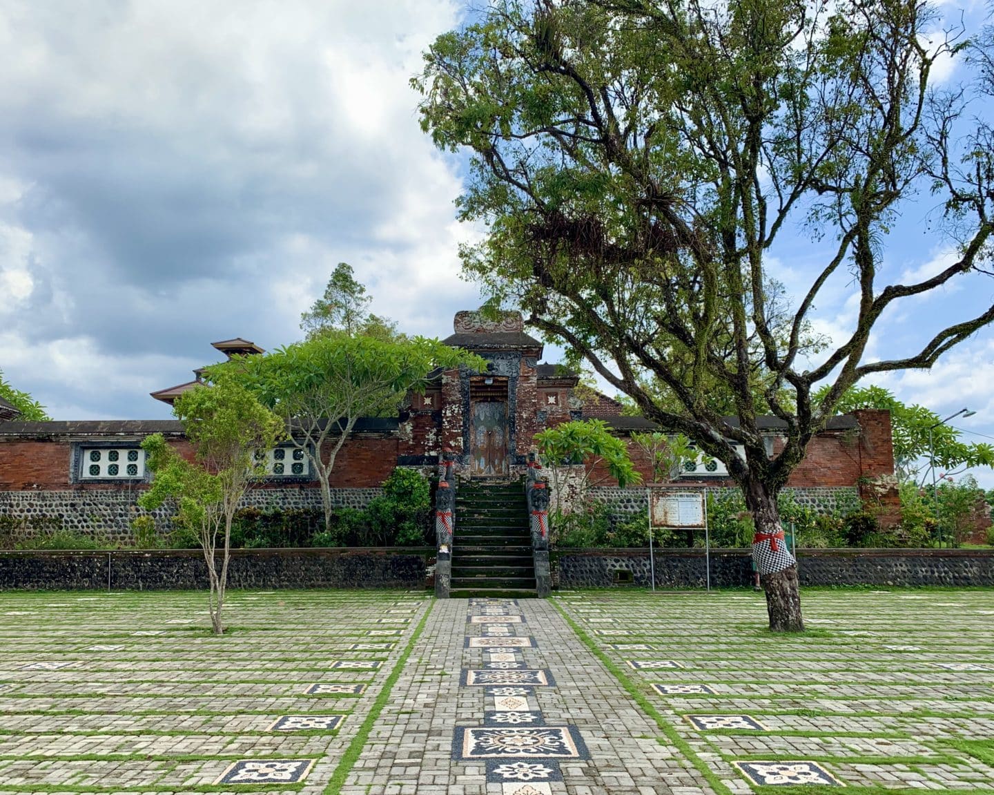 10 Cultural Things to do in Lombok