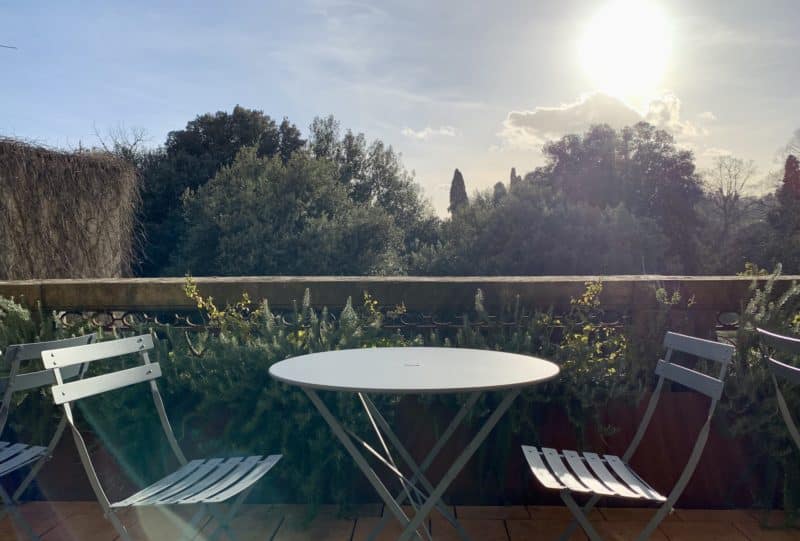 AdAstra Florence: Bistro table and chairs on the wrap around balcony