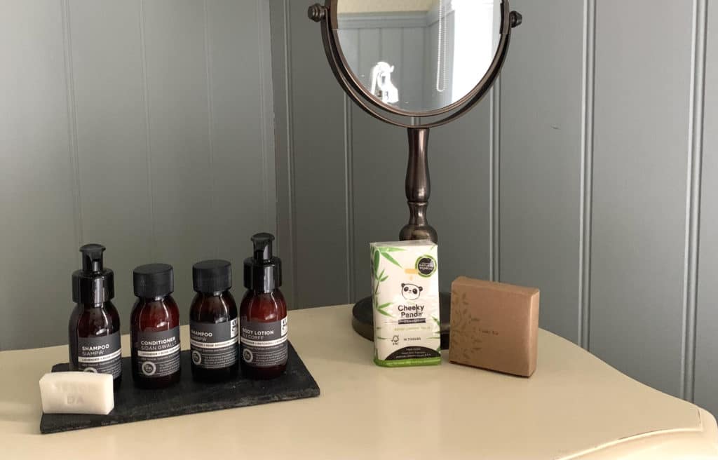 Pipit Bathroom at The Grove