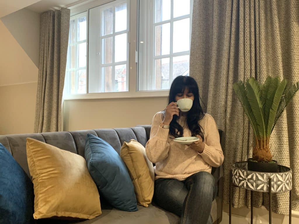 The Gresham Aparthotel Deluxe Suite Lounge Area