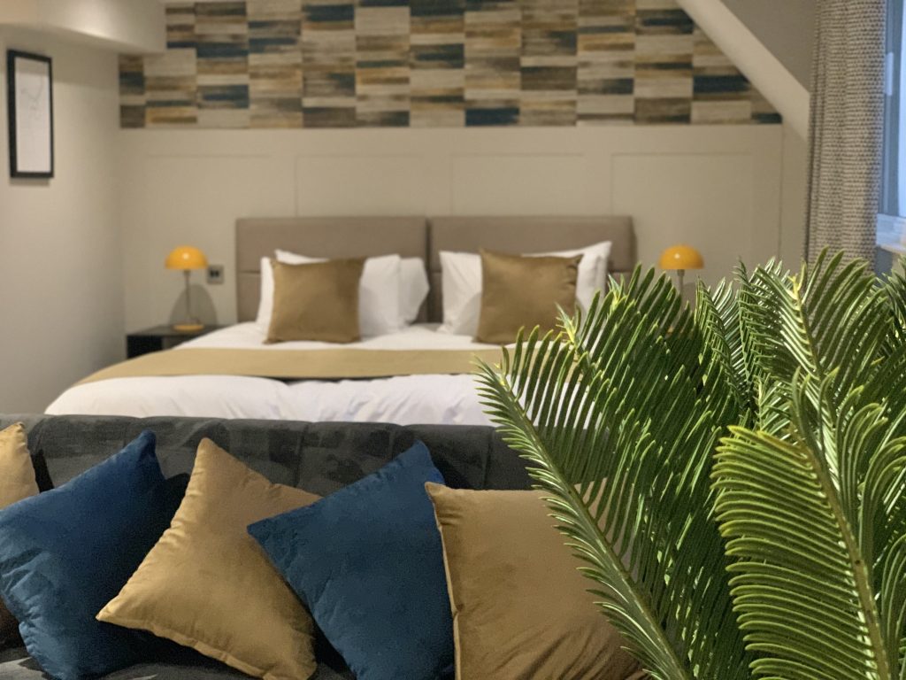 The Gresham Aparthotel Deluxe Studio Bed