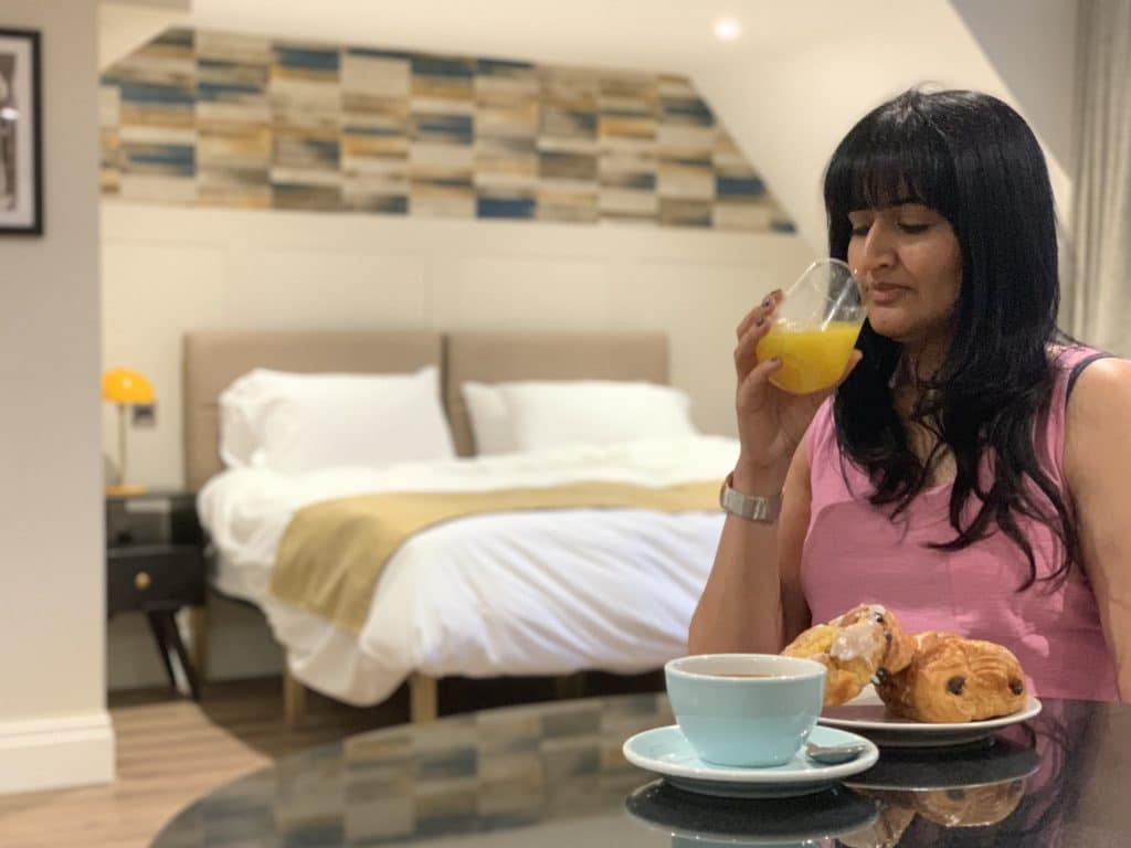 The Gresham Aparthotel Breakfast in Room