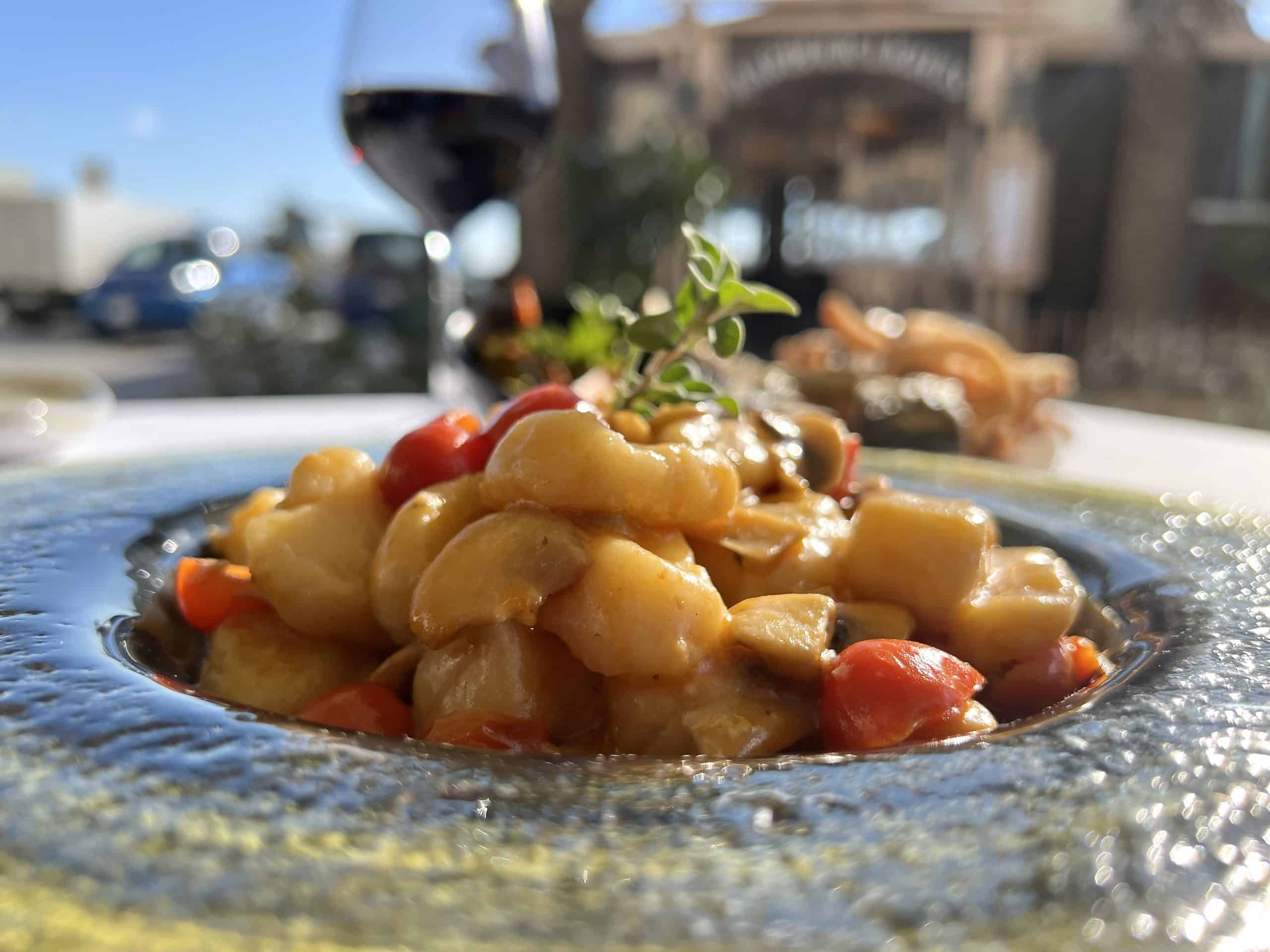 Food & Drink in Malta: T'anna Mari veg pasta lunch