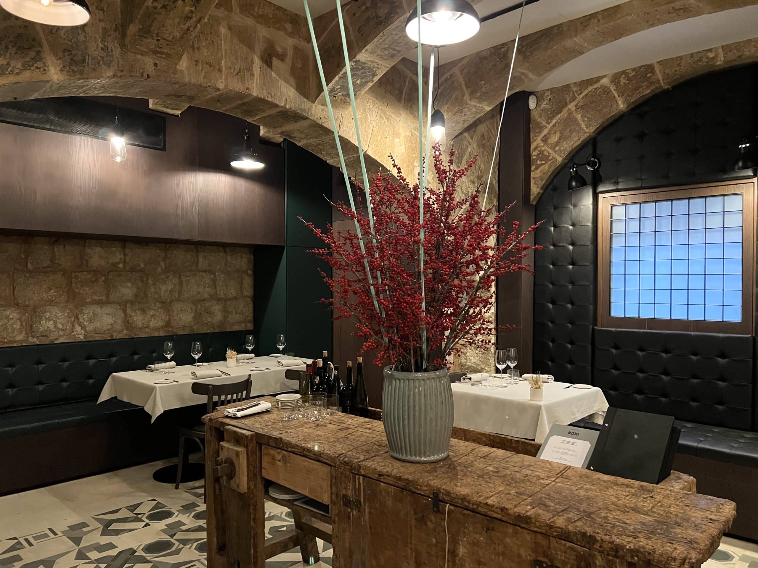 Food & Drink Places in Malta: Noni interiors
