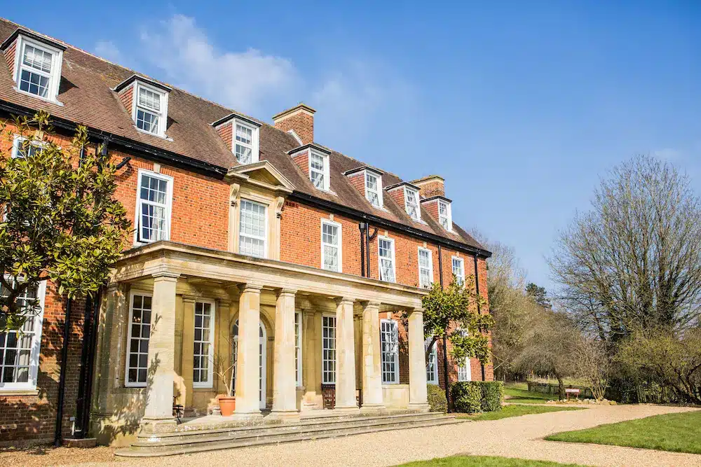 Beautiful Hotels: Catthorpe Hotel Exterior