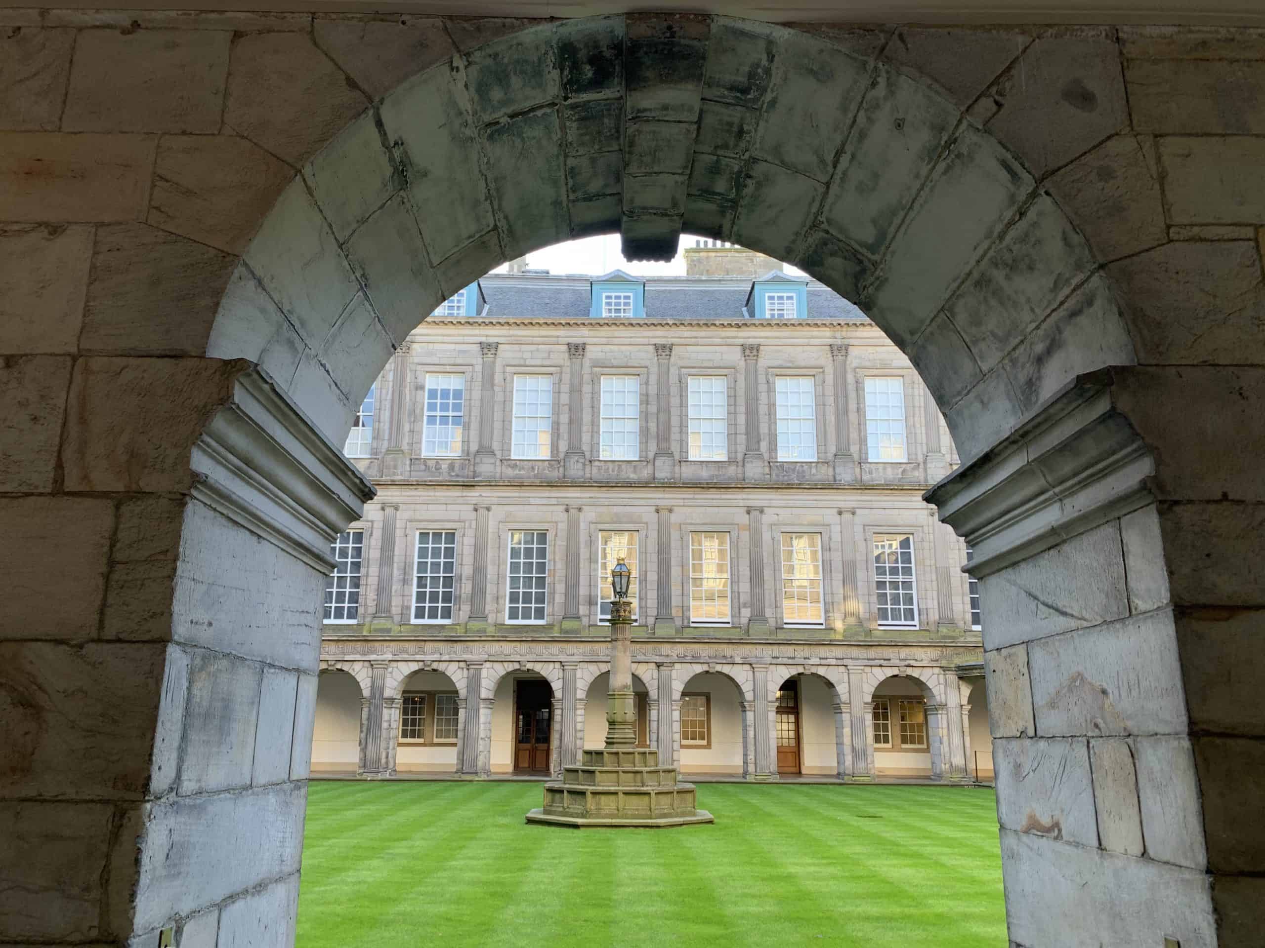 Holyroodhouse Palace courtyard