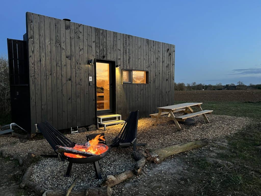 Exterior of Pablo Cabin at night