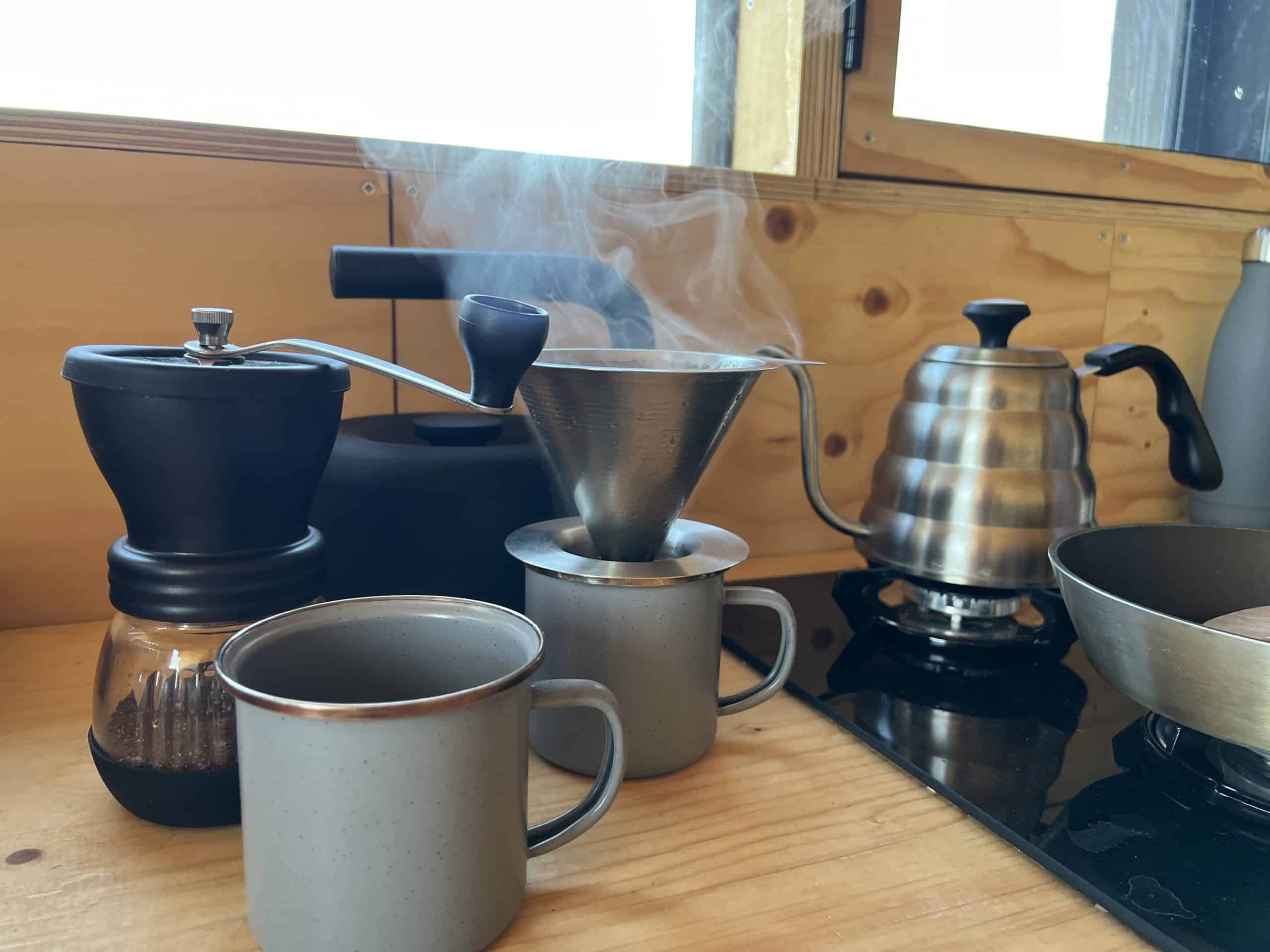 Digital detox cabin Coffee grinder