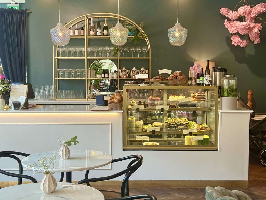 Cafes in Helsinki: Relove cafe at Stockmann