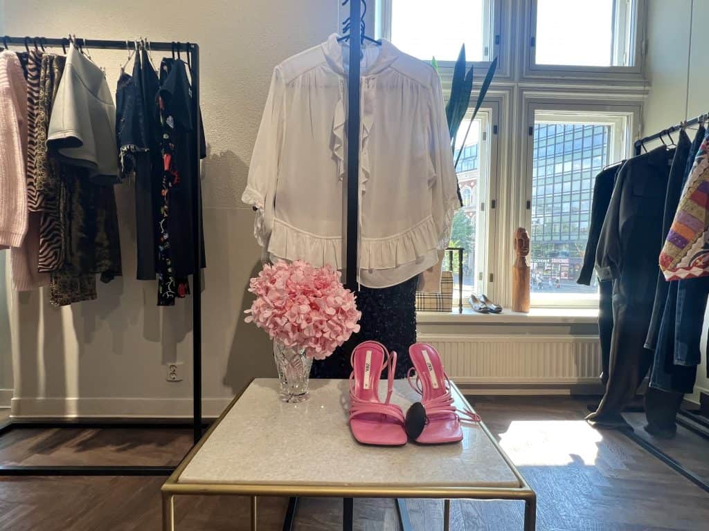 Stockmann Revolve Cafe interior