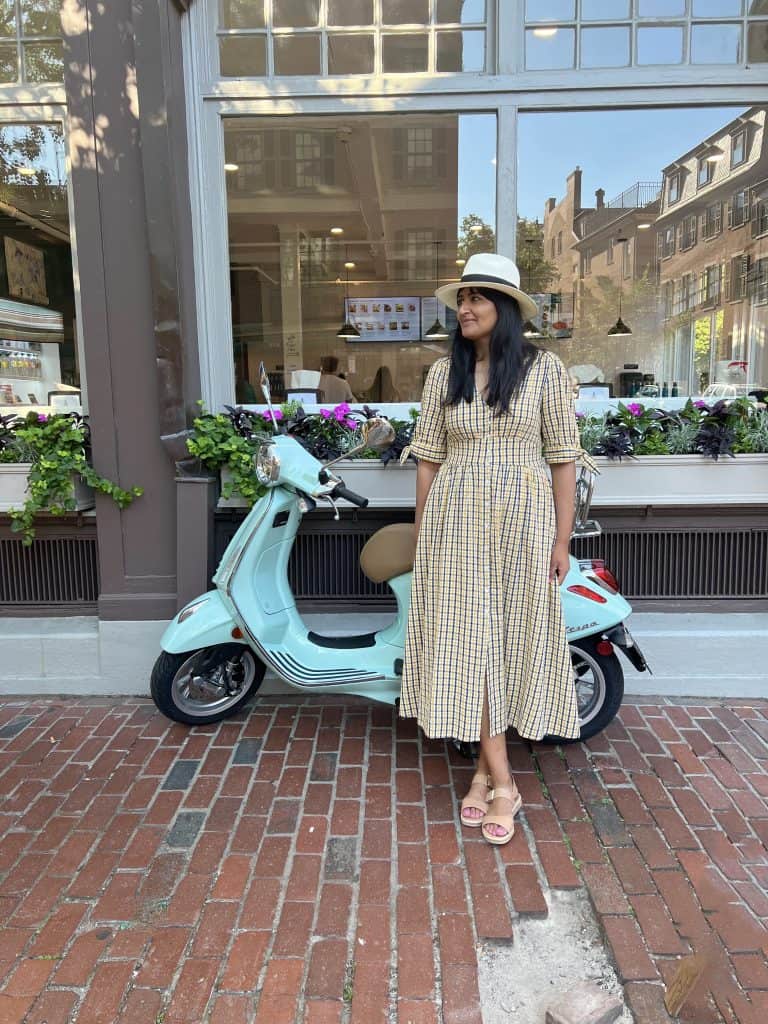 Cafes and Brunch Spots in Boston: Cobblestones vespa