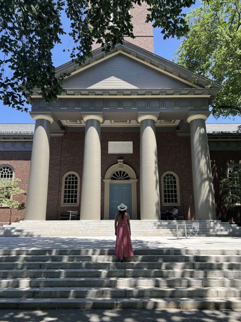 Best Photo Spots in Boston; Boston University Buildings