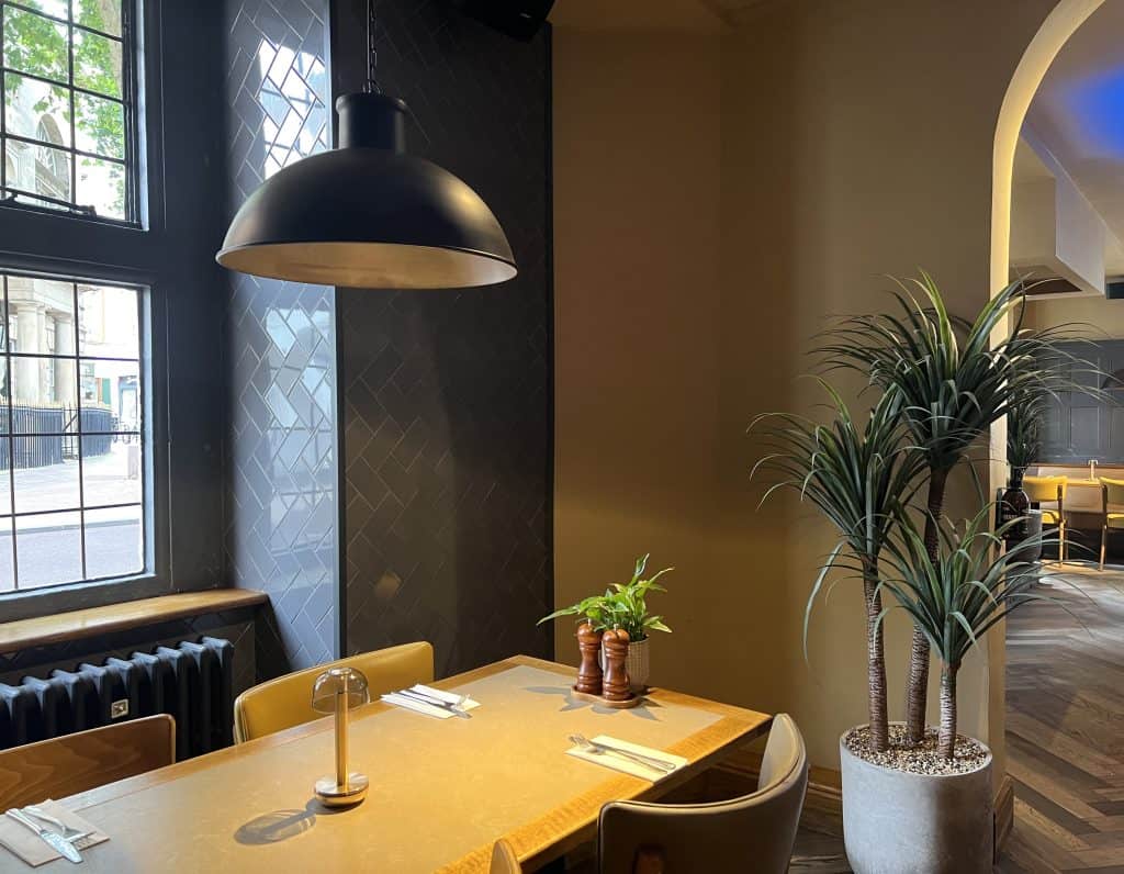 Afternoon Tea at Knight & Garter: Restaurant interiors