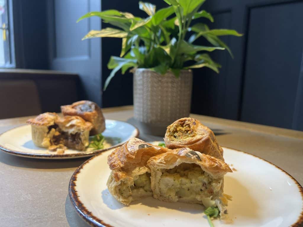 open cheddar and broccoli pie