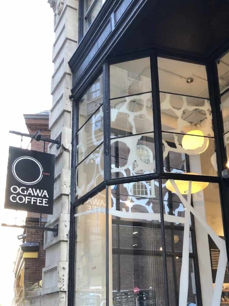 Cafes and Brunch Spots in Boston: Ongawa Coffee Shop Exterios