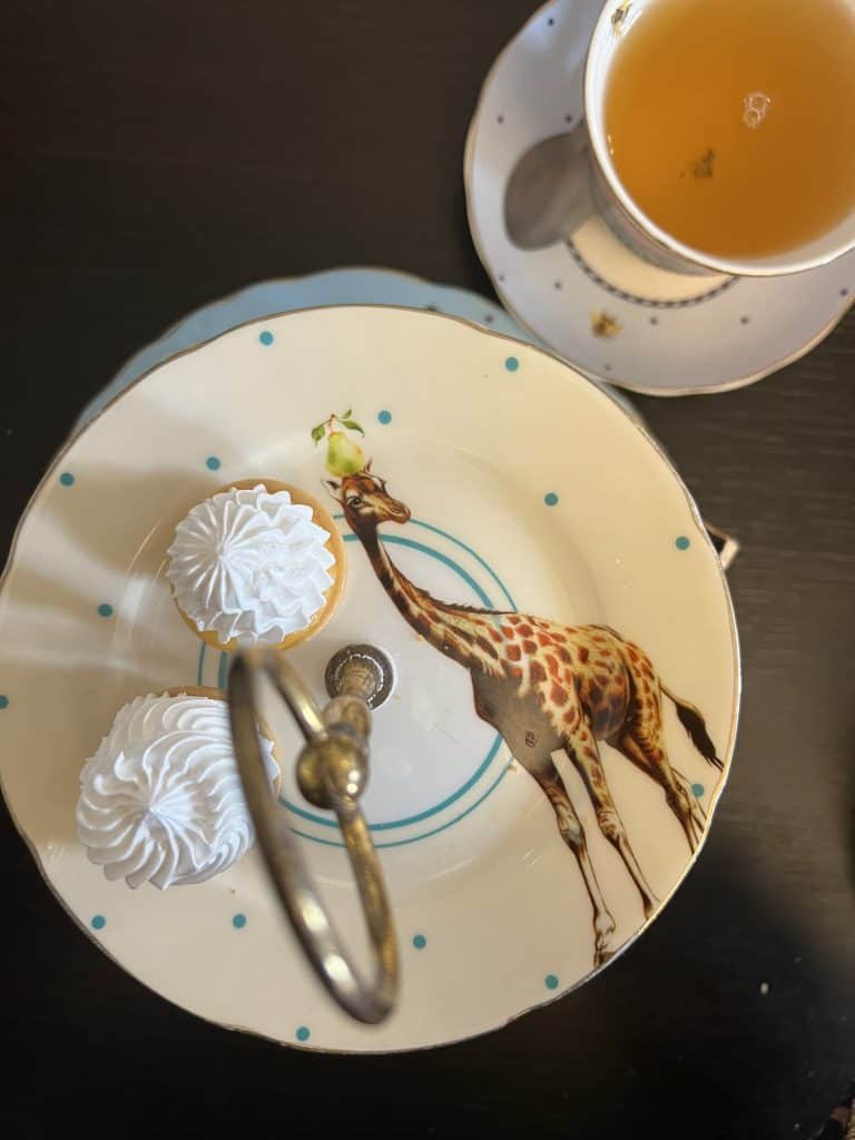 Giraffe plate with lemon meringue pie