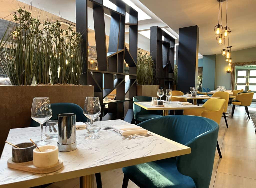 Blossoms Restaurant Table setting view